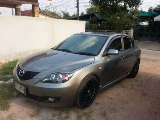 ขาย รถเก๋งมาสด้า 3 เกียร์ AT