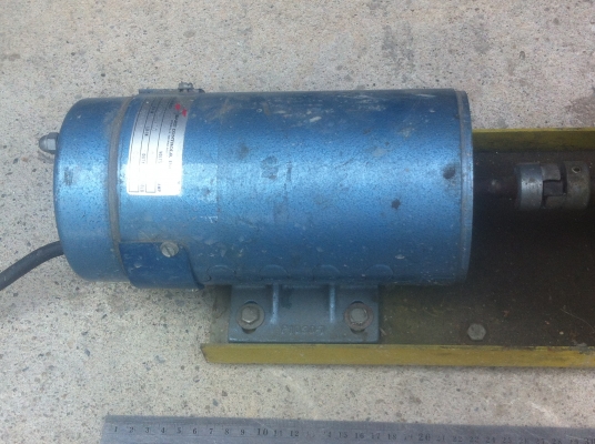 มอเตอร์ DC ยี่ห้อ DART CONTROLS ขนาดกำลัง 1/4 แรงม้า ใข้แบตเตอรีต่อใข้งานได้ด้วย ใข้ได้ถึง 90 V.