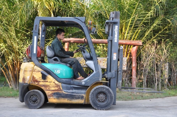 ขายFORKLIFT KOMATSU FG15-18 (1.5ตัน)สวยเดิมจากญี่ปุ่น ยังไม่เคยใช้ในไทย 139,000เท่านั้น!!