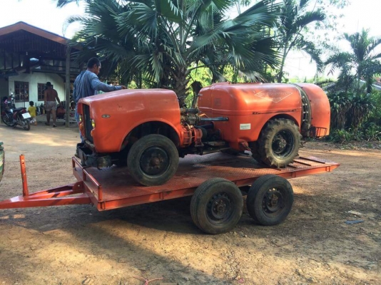ขายรถพ่นยา ขนาด 1,000 ลิตร รถนอกแท้ พร้อมใช้ ขายรถพ่นยา ขนาด 1,000 ลิตร รถนอกแท้ พร้อมใช้