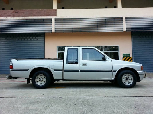 ขายISUZU เครื่อง1J-GE ติดLPG mixer รถสวย ประกันชั้น1 ฝาท้ายสั่งตี สเเตนเลส ไม่มีผุ รถสวยมาก มีเสน่ห์