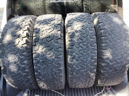 ขายยางBF 265/75/16 ปี13 สภาพสวยๆ 2 เส้นอีก 2 เส้นไม่ค่อยสวย กินข้างมา ขายยกชุด 6500 ขายยางBF 265/75/16 ปี13 สภาพสวยๆ 2 เส้นอีก 2 เส้นไม่ค่อยสวย กินข้างมา ขายยกชุด 6500