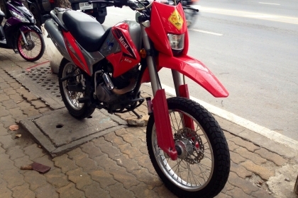 ธารนนทบุรี//ขาย m bike 200 cc สวยๆเดิมๆ ระบบไฟสมบูรณ์ทุกจุด เครื่องดีขับมันๆครับ ราคา 35,000 บาท ทะเบียนแท้