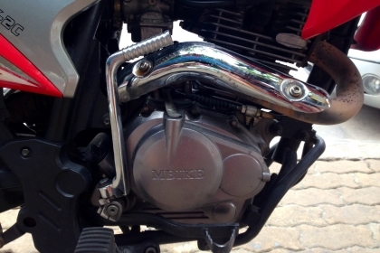 ธารนนทบุรี//ขาย m bike 200 cc สวยๆเดิมๆ ระบบไฟสมบูรณ์ทุกจุด เครื่องดีขับมันๆครับ ราคา 35,000 บาท ทะเบียนแท้