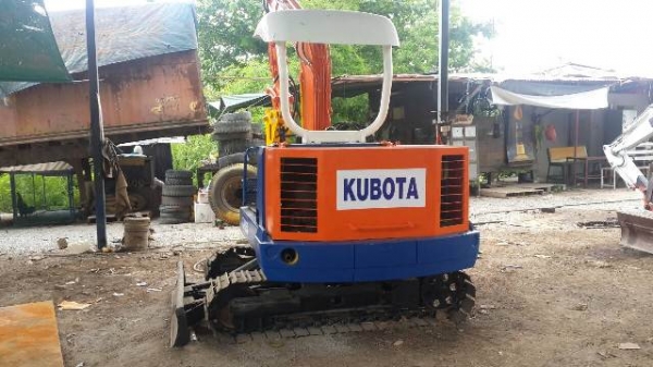 รถขุด KUBOTA KH 033 หัวเจาะกระแทก พร้อมบุ้งกี๋ รถขุด KUBOTA KH 033 หัวเจาะกระแทก พร้อมบุ้งกี๋