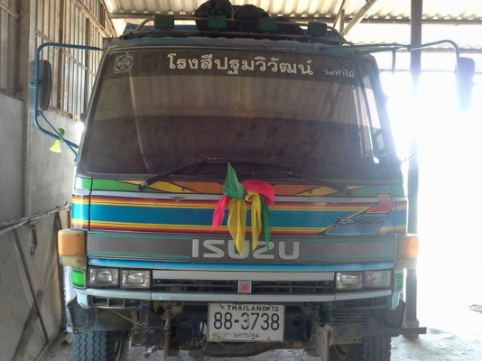 อีซุซุร๊อกกี้ 210แรง2เพลาดั้ม รถใช้งานอยู่พร้อมใช้