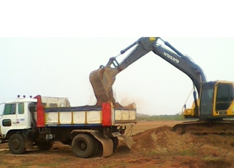 ดั้มท์ EH 100   ตามภาพ ราคา     425,000  บาท