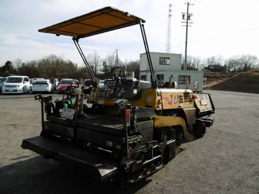 รถปูยาง Sumitomo HB2045W  ปี2002  5641ชม. กว้าง 4.5M สภาพดี ใครหาอยู่ติดต่อมาได้เลยครับ