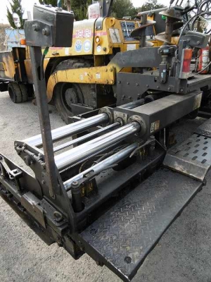 รถปูยาง Sumitomo HB2045W  ปี2002  5641ชม. กว้าง 4.5M สภาพดี ใครหาอยู่ติดต่อมาได้เลยครับ