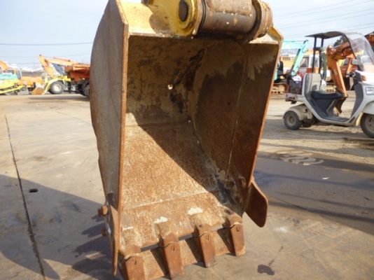 ถึงไทยแล้ว รถขุด PC60-7 ปี1997  6022ชม. เข้ามาดูที่บริษัทได้เลยครับ