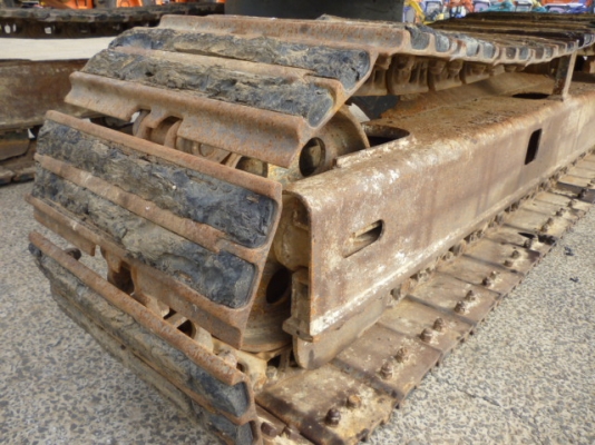 ถึงไทยแล้ว รถขุด PC60-7 ปี1997  6022ชม. เข้ามาดูที่บริษัทได้เลยครับ