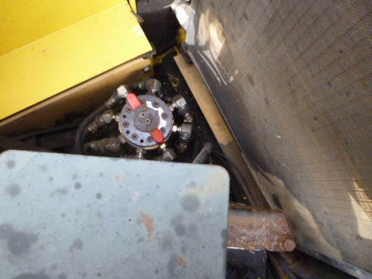 ถึงไทยแล้ว รถขุด PC60-7 ปี1997  6022ชม. เข้ามาดูที่บริษัทได้เลยครับ