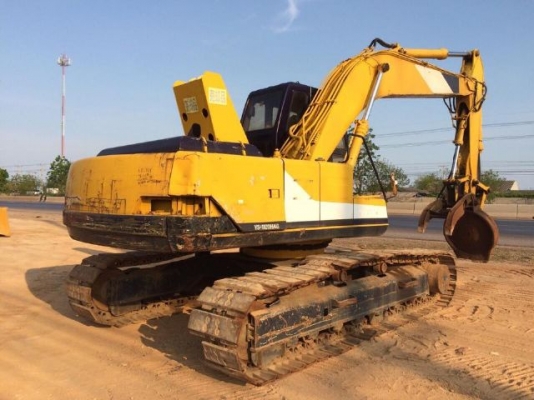 ขายรถแบคโฮ KOBELCO SK200 (MARK 3) หัวแม่เหล็ก พร้อมตู้ไฟ รถนอกนำเข้าเองจากญี่ปุ่น สภาพสวยพร้อมใช้งาน มีVDOครับ
