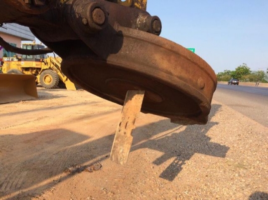 ขายรถแบคโฮ KOBELCO SK200 (MARK 3) หัวแม่เหล็ก พร้อมตู้ไฟ รถนอกนำเข้าเองจากญี่ปุ่น สภาพสวยพร้อมใช้งาน มีVDOครับ