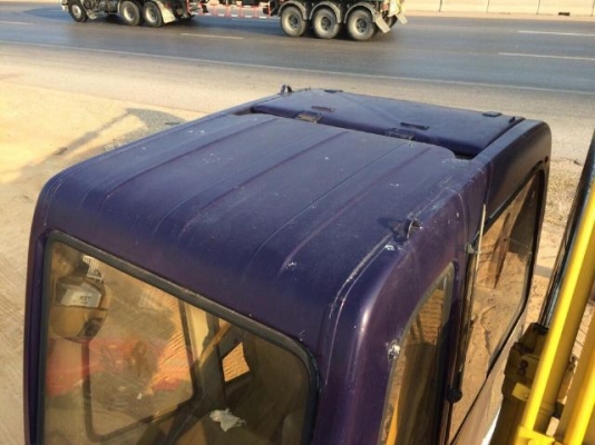 ขายรถแบคโฮ KOBELCO SK200 (MARK 3) หัวแม่เหล็ก พร้อมตู้ไฟ รถนอกนำเข้าเองจากญี่ปุ่น สภาพสวยพร้อมใช้งาน มีVDOครับ