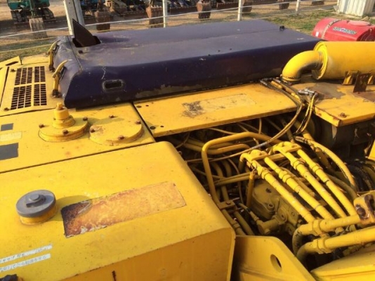 ขายรถแบคโฮ KOBELCO SK200 (MARK 3) หัวแม่เหล็ก พร้อมตู้ไฟ รถนอกนำเข้าเองจากญี่ปุ่น สภาพสวยพร้อมใช้งาน มีVDOครับ