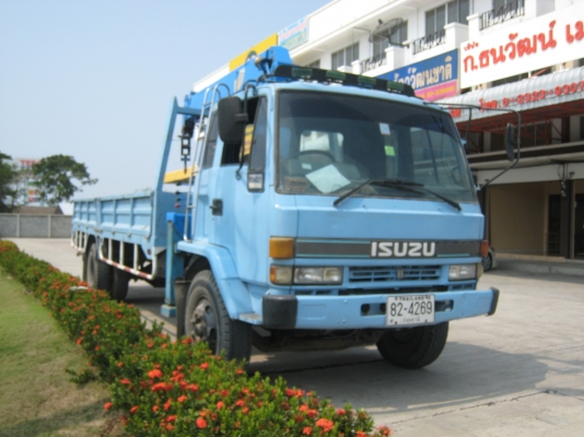 ขายรถ 6 ล้อติดเครน 5 ตัน