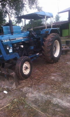 ขายรถไถฟร์อด มือสอง 6610 แท้ เสื้อลาย ปั้มกลม ไอดีโต พร้อมใช้งาน พร้อมเล่มทะเบียน ชุดโอนครบ