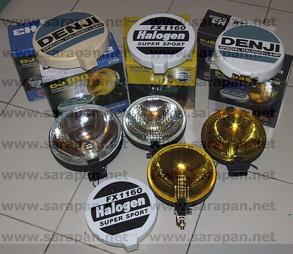 ขึ้นเหนือ - ล่องใต้ ฝนตกหนัก หรือ หมอกลงจัด แสงสีเหลืองตัดแสงสะท้อนจากเม็ดฝนและห