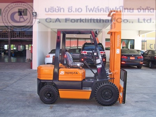 ขายรถ โฟล์คลิฟท์ TOYOTA รุ่น 5-FD25