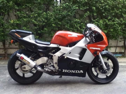 ขายcbr250 ปี92 สี่สูบ