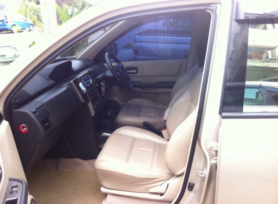 ขาย Nissan X-Trail Luxury 2007 สีทอง เกียร์ออโต้4WD สภาพรถแจ่ม ใช้ทำงานทุกวันคะ เจ้าของขายเอง