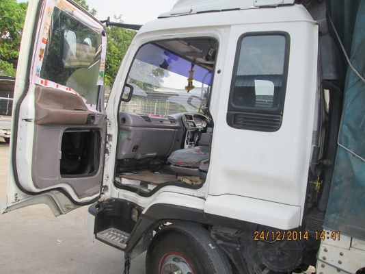 รถ 6 ล้อ ISUZU