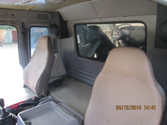 รถ 6 ล้อ ISUZU