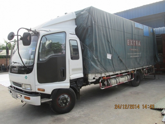 รถ 6 ล้อ ISUZU