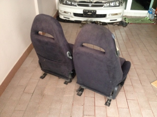 เบาะ RX7 ผ้าชามัวของเก่าญี่ปุ่นสภาพตามรูปครับ