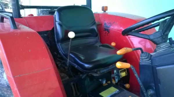 ขายรถไถ ยันมาร์ รุ่น EF 453 T ปี 53 สภาพสวยใช้งานน้อย เอกสารเล่มทะเบียนครบ อุปกรณ์ผาน 5 และผานดันหน้า