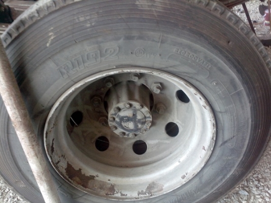 ขายรถบรรทุกหกล้อ หัวครัชซี ฮีโน่FG1Jเครื่อง JO8C-Tเครื่อง 240 แรงม้า ขายรถบรรทุกหกล้อ หัวครัชซี ฮีโน่FG1Jเครื่อง JO8C-Tเครื่อง 240 แรงม้า