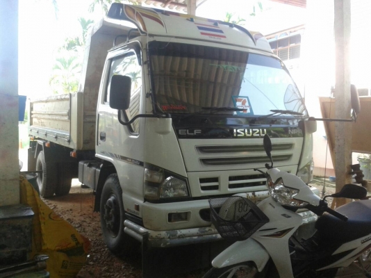 ขายรถบรรทุก6ล้อดั้ม  ขายด่วน 680,000