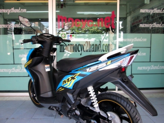 MIO 125 i MX สีฟ้าดำ รุ่นใหม่ ลายใหม่ล่าสุด  ล้อแมกซ์ขอบเหลือง รถเดือน ตุ ค.ปี 57 ไมล์ 5 พันโล ฟรีโอน แถม 4 รายการ 31900