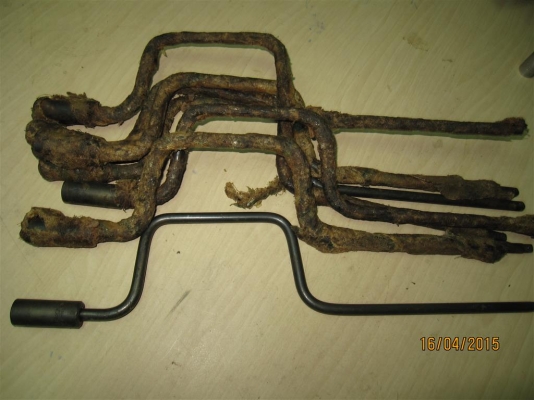 ด้ามหมุนเข้า-ออกน๊อต ยี่ห้อ HUSKY Made in U.S.A (เหลือ 3 อัน)