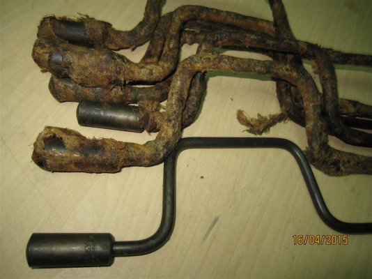 ด้ามหมุนเข้า-ออกน๊อต ยี่ห้อ HUSKY Made in U.S.A (เหลือ 3 อัน)