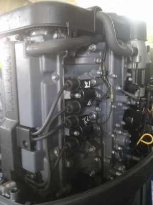 เครื่องเรือYAMAHA 95 hp four stoke