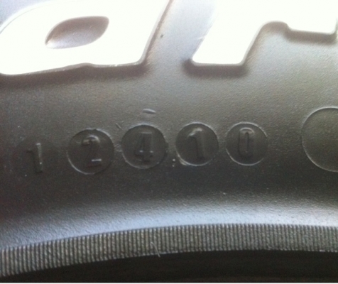 ยาง BF goodrich 31 10.5 R15 ปี10 ราคาไม่แพง