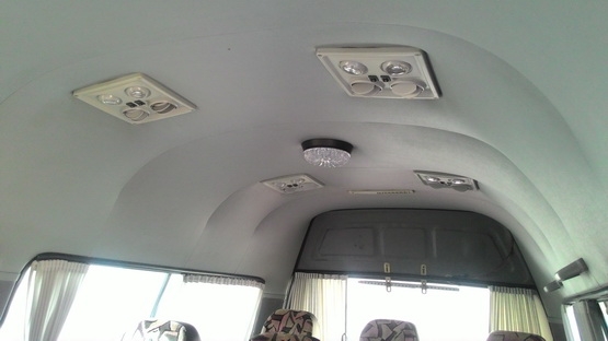 ขายรถตู้หลังคาสูง TOYOTA ปี 2003 ดีเซล 3000 เครื่องเดิมๆพร้อมใช้งาน