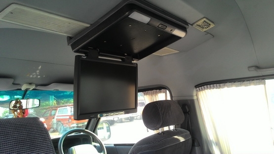 ขายรถตู้หลังคาสูง TOYOTA ปี 2003 ดีเซล 3000 เครื่องเดิมๆพร้อมใช้งาน