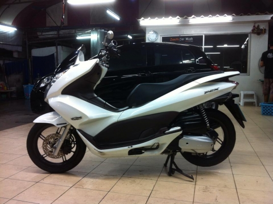 ขออนุญาติขาย HONDA PCX 125-i รุ่น IDLING STOP โอนให้ฟรีครับ ขออนุญาติขาย HONDA PCX 125-i รุ่น IDLING STOP โอนให้ฟรีครับ