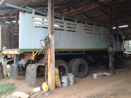 ขาย ร็อกกี้240 สองเพลาดั๊ม รถบ้านสวยๆพร้อมใช้สุดๆ