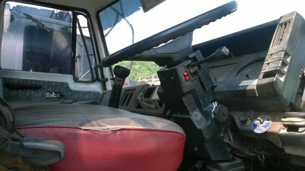 ขายหัวลาก ISUZU ROCKY 240 คัสซีสวย เครื่อง 6SD1 240 แรงม้า เกียร์ฟูลเลอร์ เบรคทิฟฟี่ ทะเบียนพร้อมโอนครับ