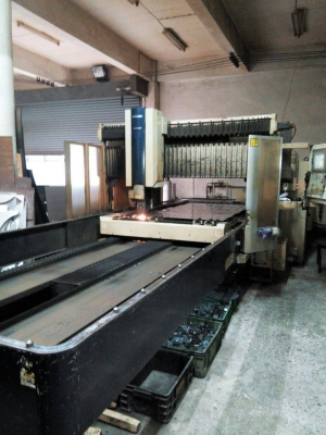 เครื่องตัด Laser ญี่ปุ่น MITSUBISHI ปี 2007 Model : ML3015HV (4KW)Working Area : 1550 x 3080mm เครื่องจักรยังใช้ตัดงานอยู่ครับ พร้อมใช้งาน เครื่องตัด Laser ญี่ปุ่น MITSUBISHI ปี 2007 Model : ML3015HV (4KW)Working Area : 1550 x 3080mm เครื่องจักรยังใช้ตัดงานอยู่ครับ พร้อมใช้งาน