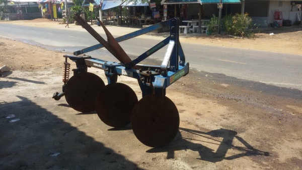 ขาย 22,000บาท ผานบุกเบิก 3x26". TTเฟริส์ ดินแข็งก็ไถเข้า สุดยอดผานไถ