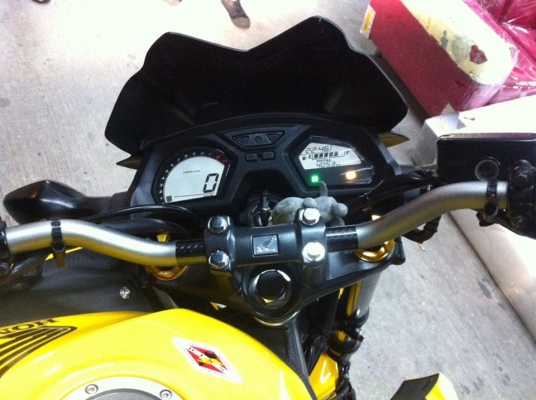 ขาย HONDA CB650F ABS รถปี2014 สีเหลือง