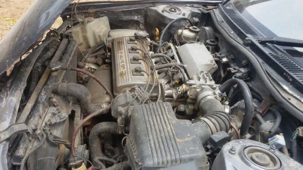 ขาย(( 14,000)) รถเก๋งตกถนน โตโยต้า AE 101. เครื่องดีติดได้ 5A.