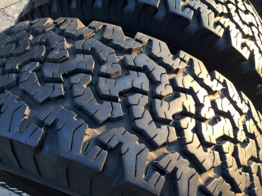 BF Goodrich All-terrain ขนาด 265 75 r16 ปี13 ดอก1เซนต์สวยๆ