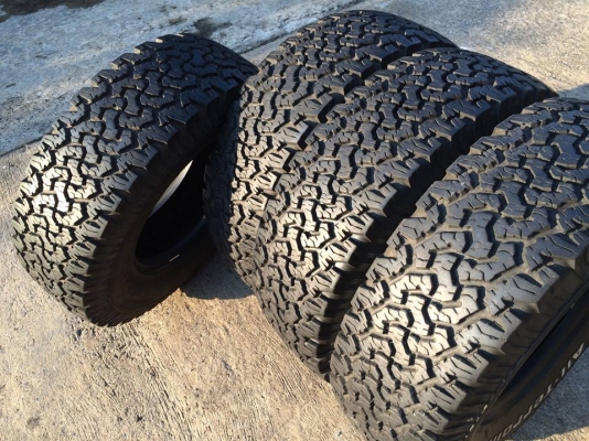 BF Goodrich All-terrain ขนาด 265 75 r16 ปี13 ดอก1เซนต์สวยๆ BF Goodrich All-terrain ขนาด 265 75 r16 ปี13 ดอก1เซนต์สวยๆ