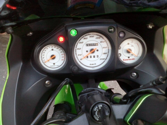 ขาย Kawasaki Ninja 250 ปี 54 สภาพสวย เครื่องดี รถใช้น้อย ปลายท่อมีของเดิมให้ ภาษีเต็ม+เล่มพร้อมโอน